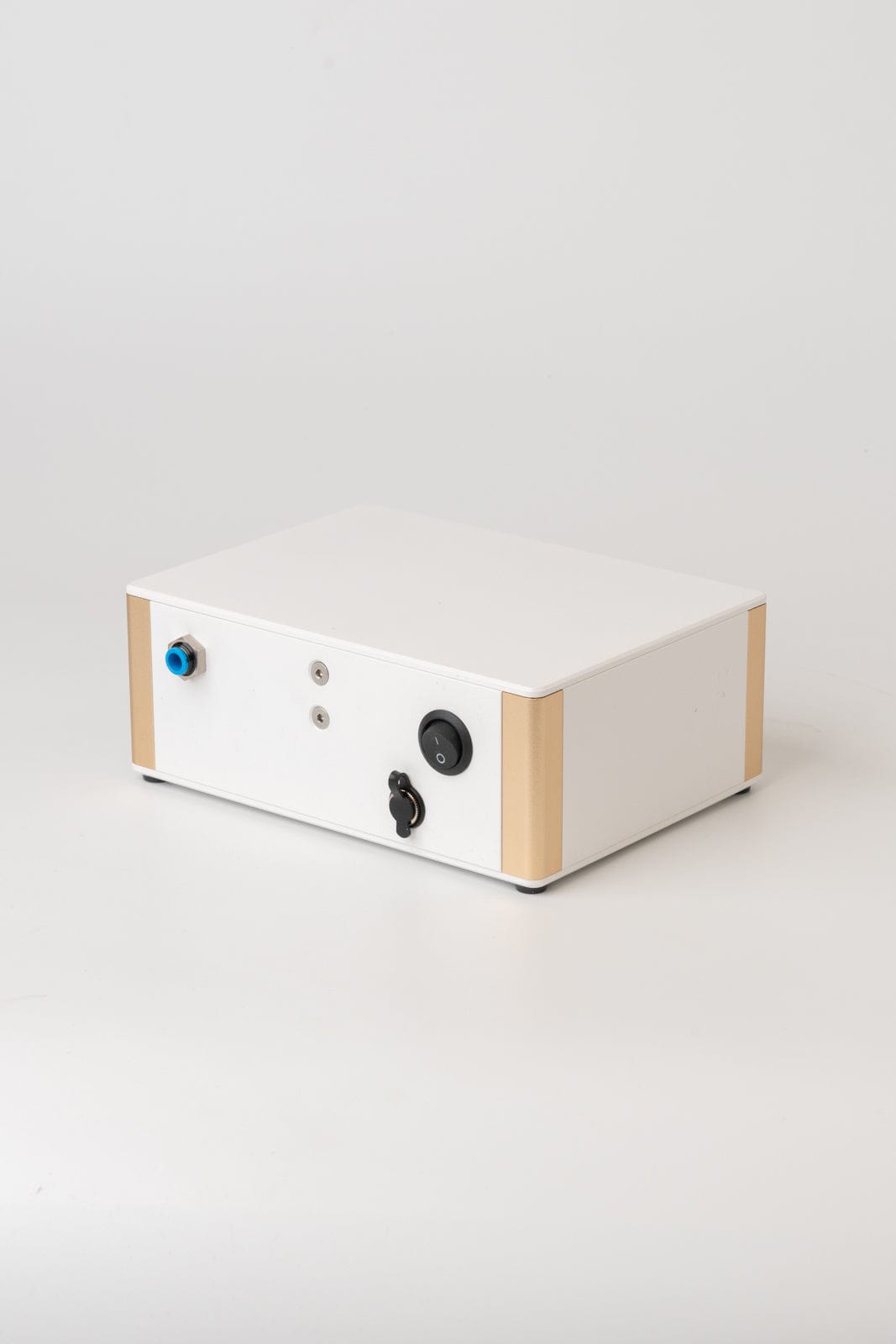 White box with blue and black buttons - DSC01824