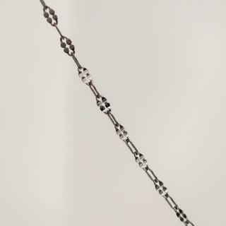 Silver chain necklace (8C124A37) detail