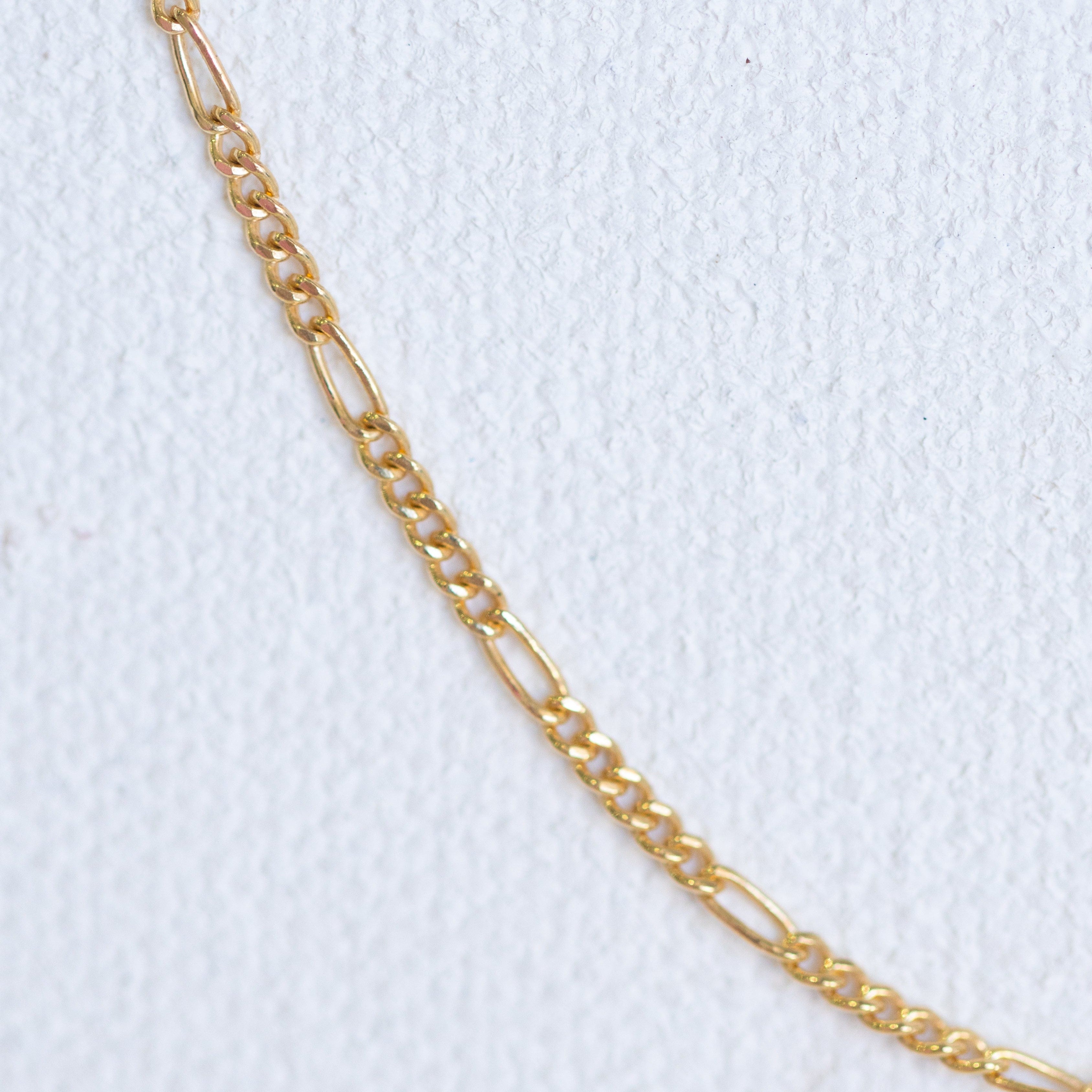 Gold chain necklace - D53FC729