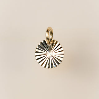 Gold Plated - Sunburst Round - 7mm