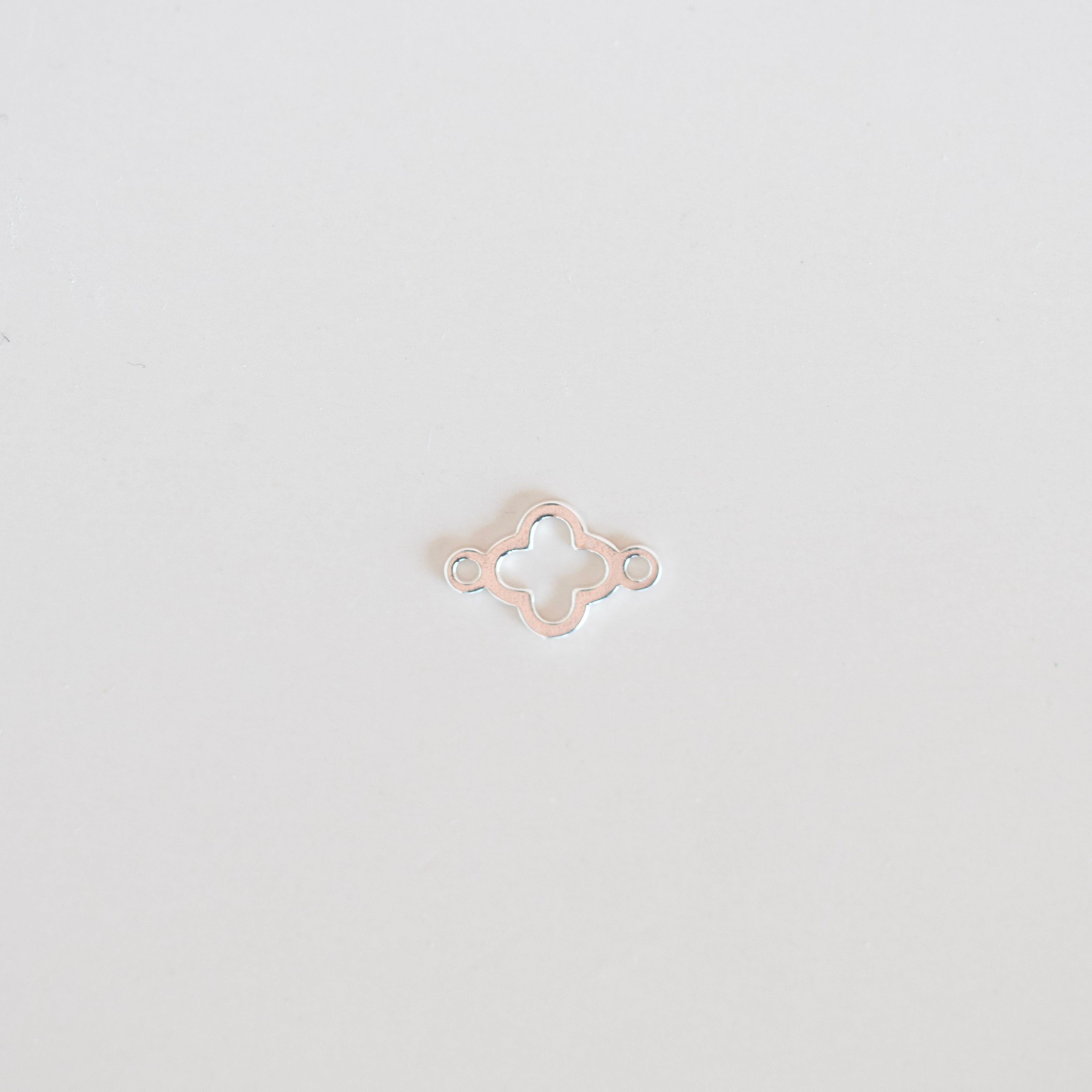 clover connector charm