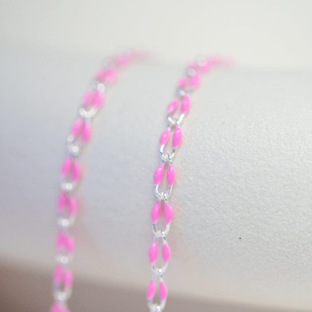 Pink Figaro flat mini chain necklace