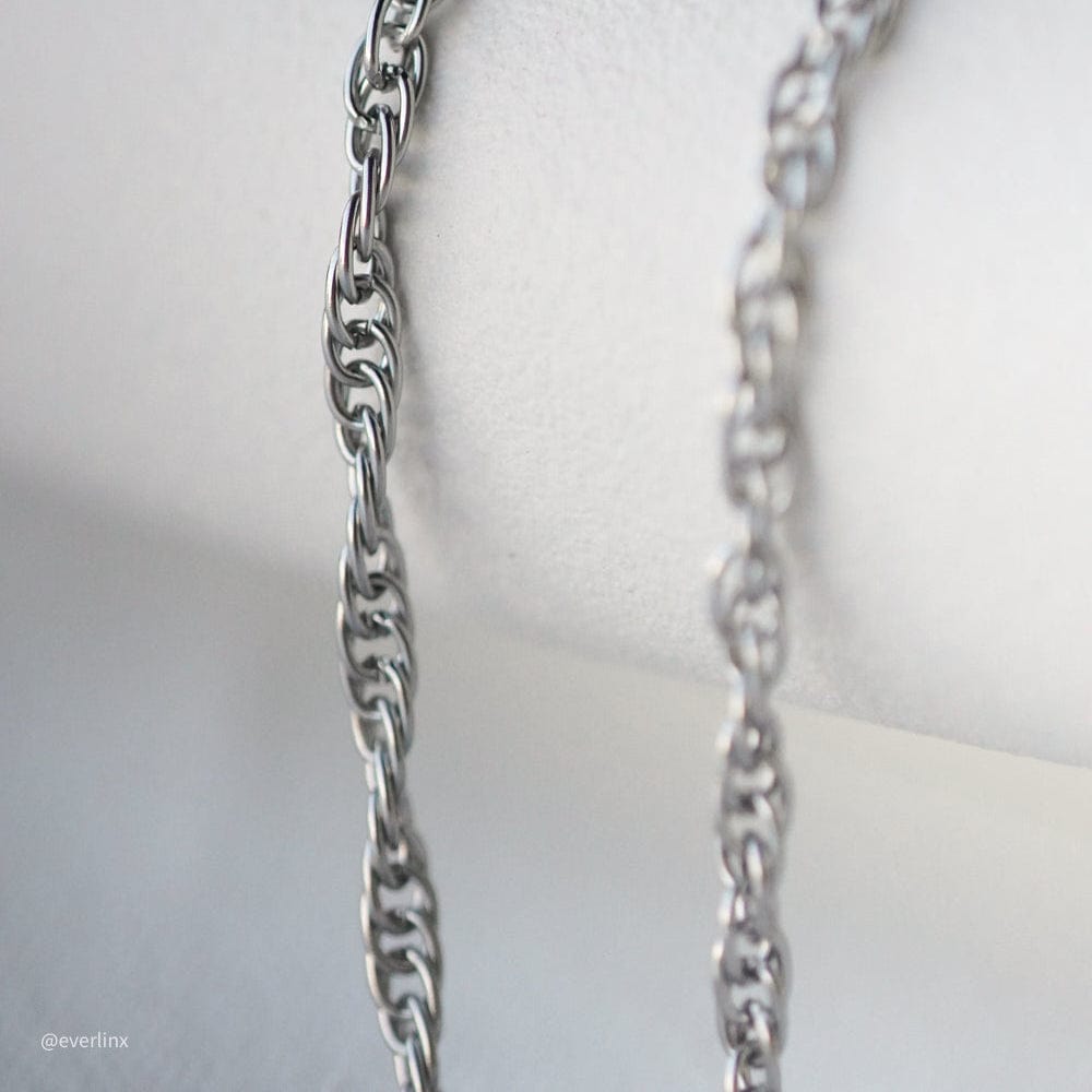 Figaro flat mini chain necklace
