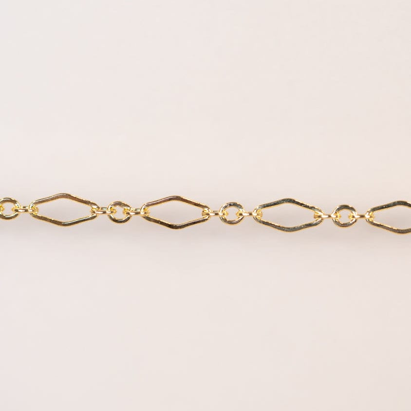 Gold chain necklace