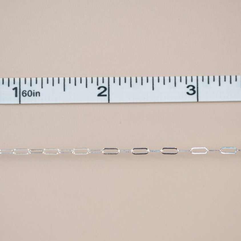 New chain arrival with measuring tape