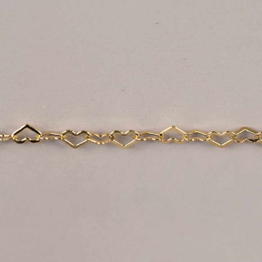 Gold heart chain necklace