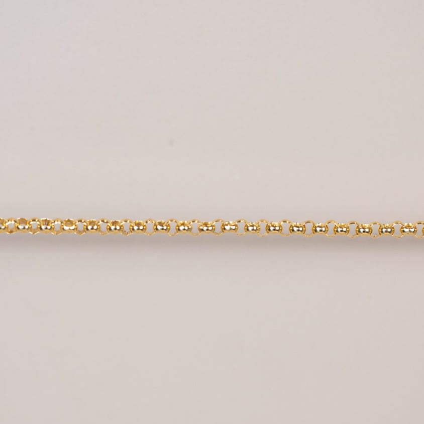 Gold chain necklace