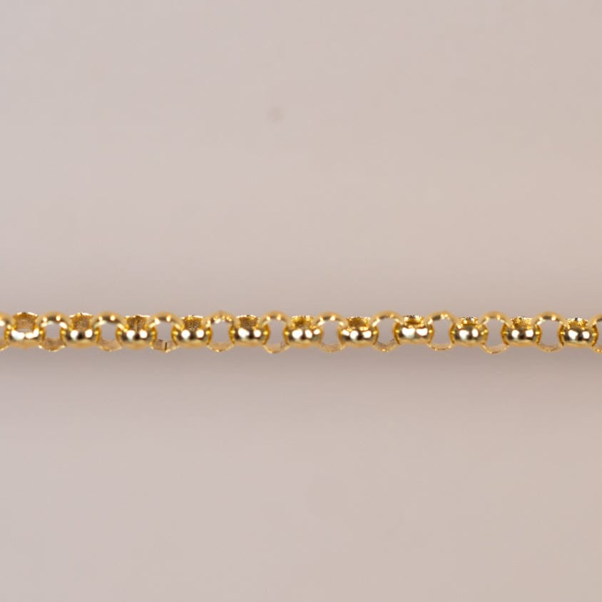 Gold chain necklace