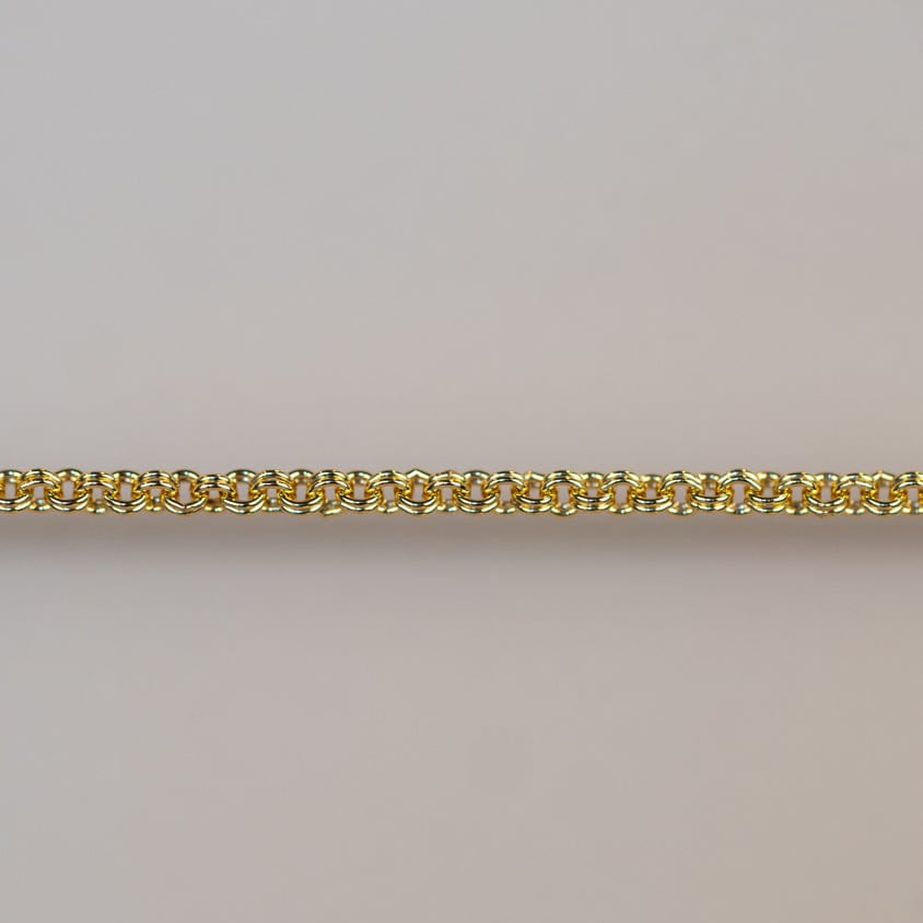 Permanent jewelry chain detail
