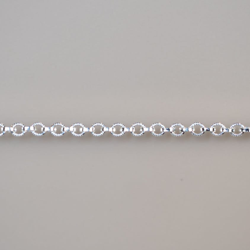 Permanent jewelry chain detail