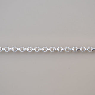 Permanent jewelry chain detail