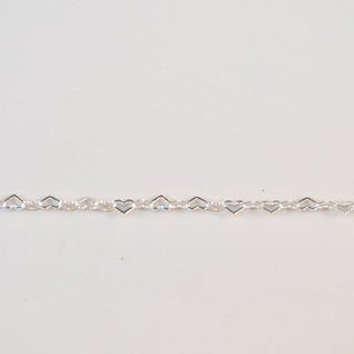 Silver chain necklace with heart-shaped links (chain05_13-20)