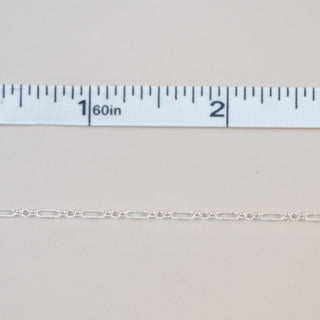 Chain 13-23 inches measured with ruler
