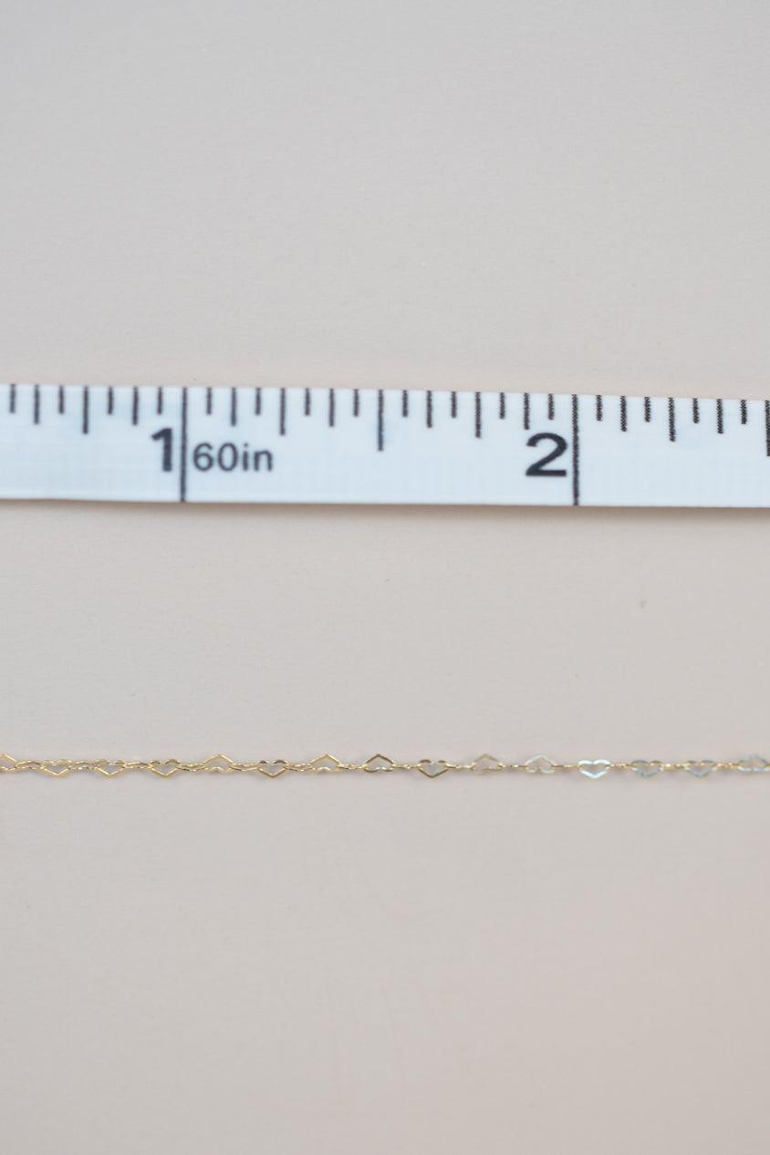 Chain 05 length measured with tape measure