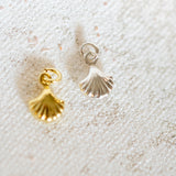 Gold Plated - Scallop Shell - 6.8mm