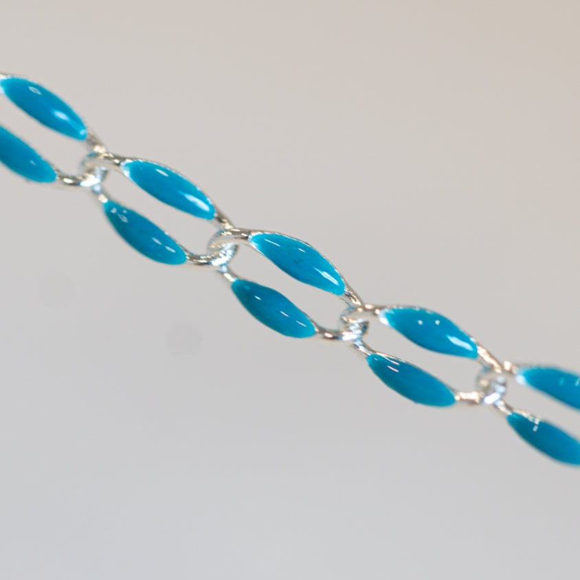 Blue link chain necklace detail
