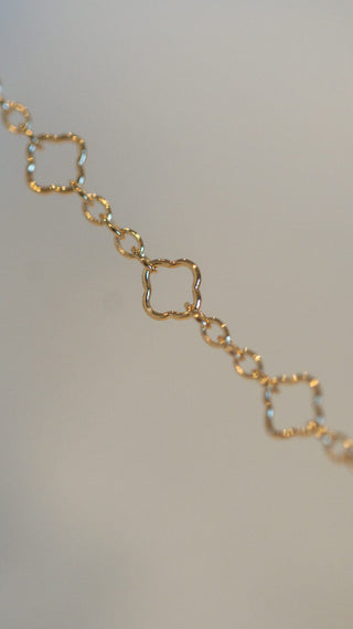 everarc-2975 Gold chain with diamond-shaped links