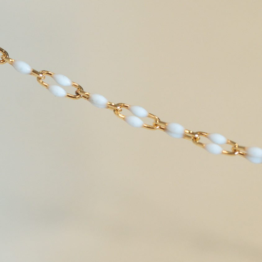 EverArc 3013 gold and white beaded chain