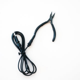 grounded needle nose plier