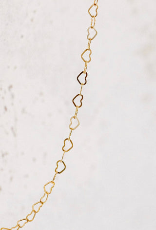 Gold heart chain necklace