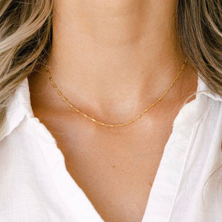 Gold chain necklace image