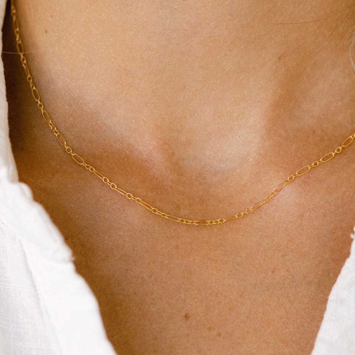 Gold chain necklace