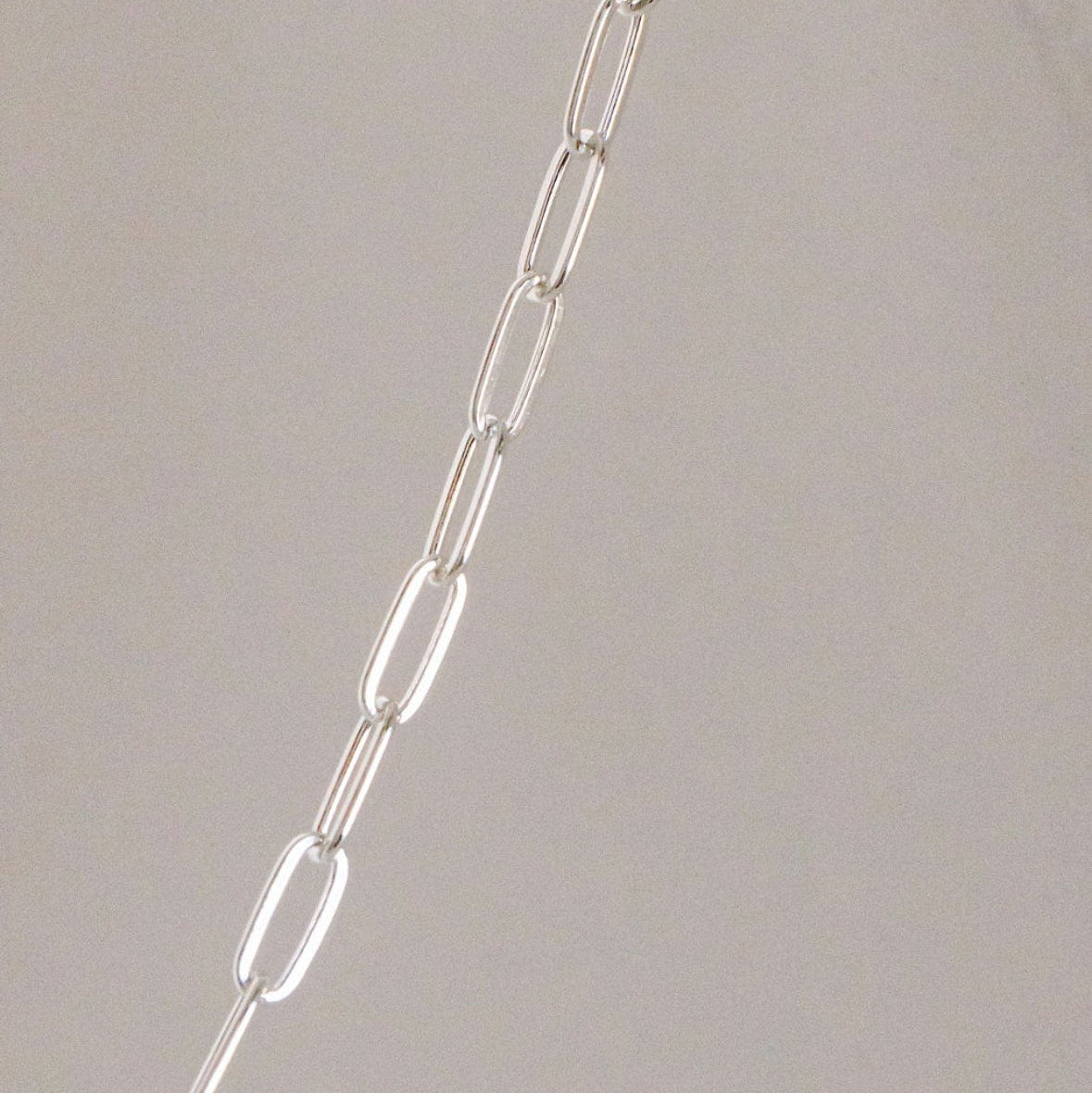 Silver chain necklace