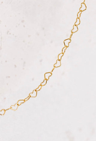 Gold heart chain necklace