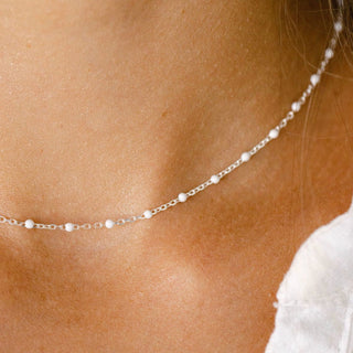 White bead necklace image_cfab5de2