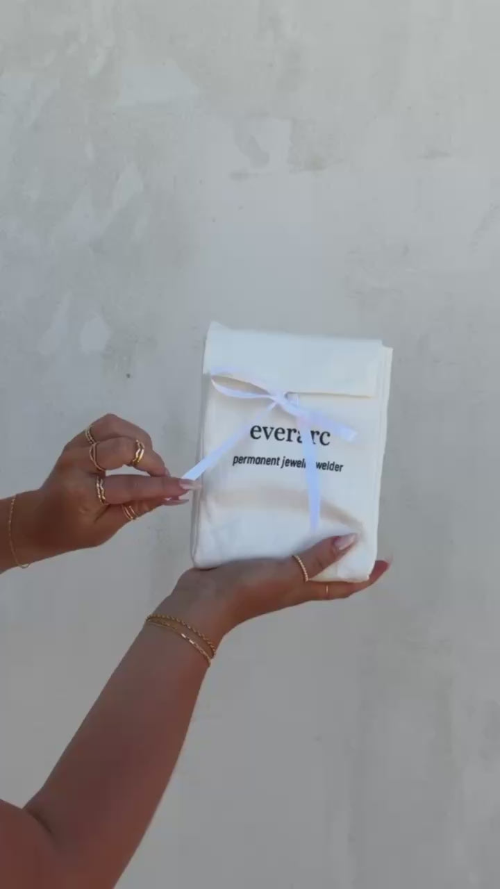 Everarc-opening